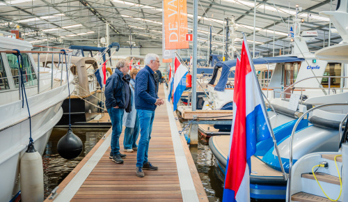 Watersportbeurs | Motorboot Sneek 5
