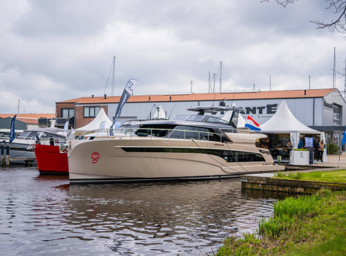 VIJF NIEUWE DEELNEMERS MAKEN AANBOD MOTORBOOT SNEEK NÓG UITGEBREIDER