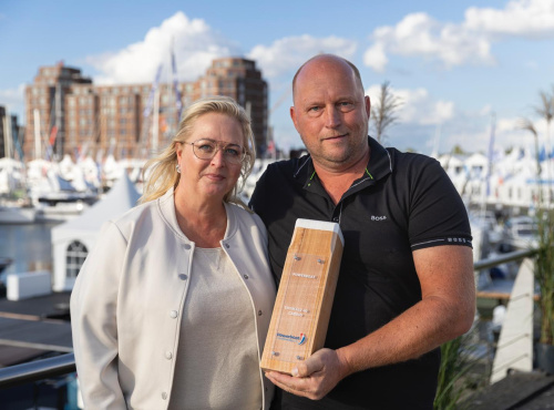 Thomasz 40 Cabrio verkozen tot Powerboat of the Year