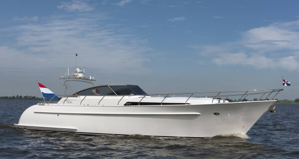 Vivante Yachts - Motorboot Sneek